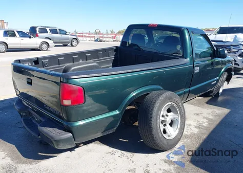 2002 Chevrolet S-10 Ls z USA, uszkodzony, nr VIN 1GCCS145628101373